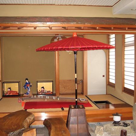Nishichiba Hotel Wakoso Buitenkant foto