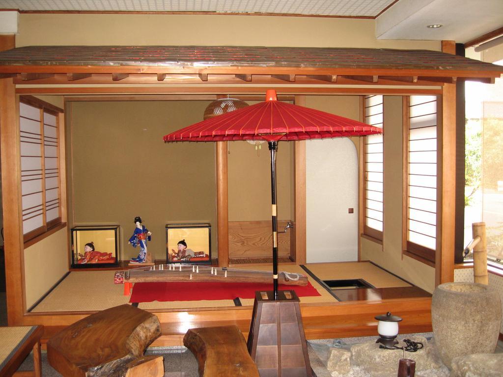 Nishichiba Hotel Wakoso Buitenkant foto